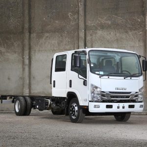 Isuzu CREW P75